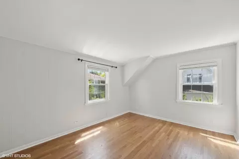 Bedroom - 2305 Central Rd, Glenview, IL 60025 photo 1 of 3
