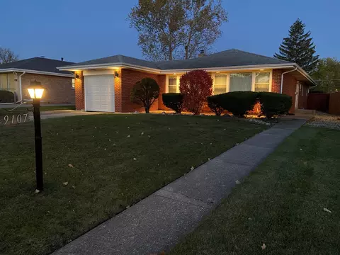 9107 National Ave, Morton Grove, IL 60053