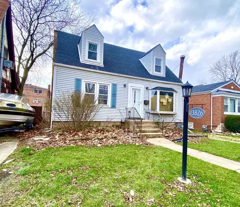13826 S Dearborn St, Riverdale, IL 60827