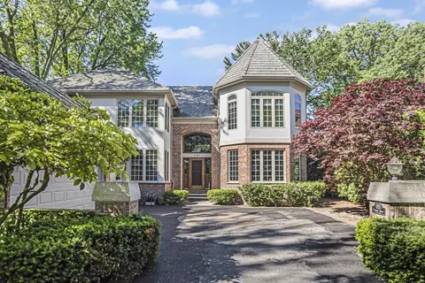 1121 Michigan Ave, Wilmette, IL 60091