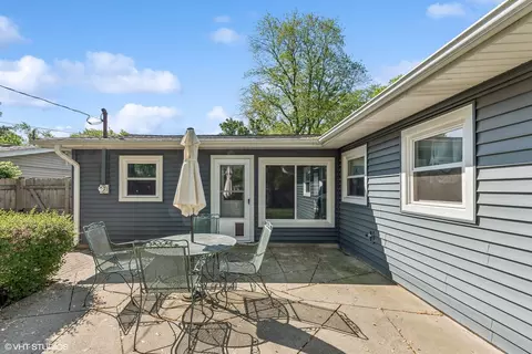 Exterior - 908 Pebble Dr, Wheeling, IL 60090 photo 2 of 3