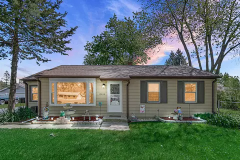 17233 Oriole Ave, Tinley Park, IL 60477