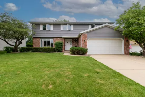 Exterior - 1305 Chadwick Dr, Normal, IL 61761 photo 7 of 9