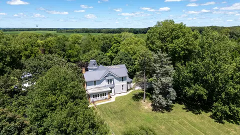 216 E North St, Wyanet, IL 61379
