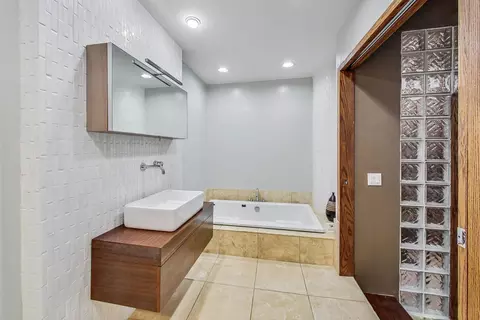 801 S Wells St #106, Chicago, IL 60607 photo 25