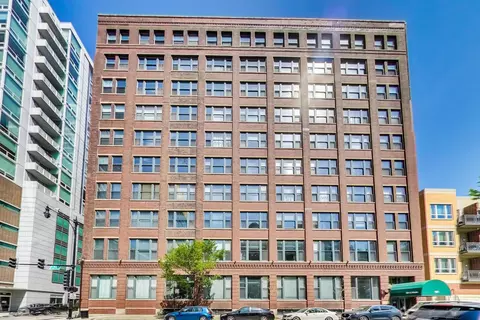 801 S Wells St #106, Chicago, IL 60607