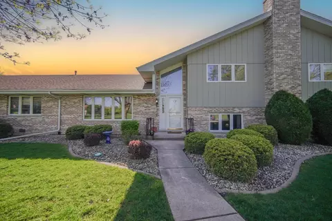 10853 Minnesota Ct, Orland Park, IL 60467