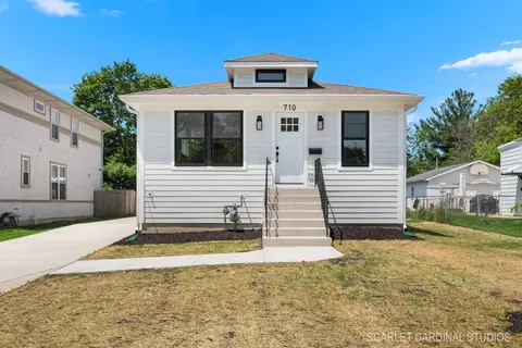 710 S Oakland Ave, Villa Park, IL 60181