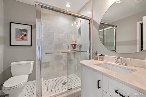 Bath - 3308 White Eagle Dr, Naperville, IL 60564 photo 4 of 6