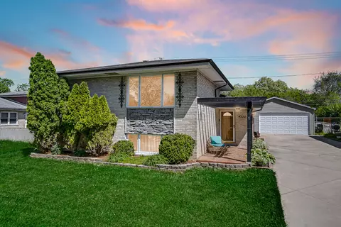 4330 Henry St, Oak Forest, IL 60452