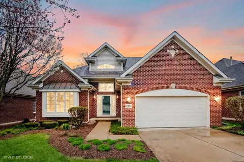 13030 Timber Trl, Palos Heights, IL 60463