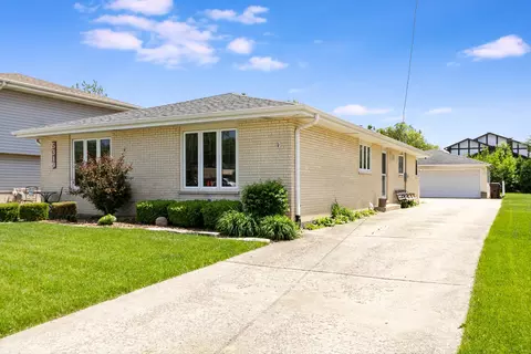 Exterior - 5319 155th St, Oak Forest, IL 60452 photo 2 of 6
