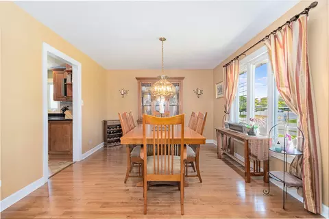 Dining - 5319 155th St, Oak Forest, IL 60452 photo 1 of 1