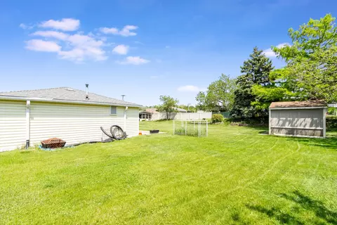 Exterior - 5319 155th St, Oak Forest, IL 60452 photo 5 of 6