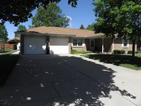 1808 Charles St, Morris, IL 60450 photo 2