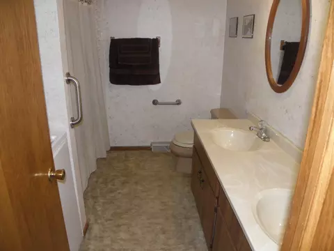 1808 Charles St, Morris, IL 60450 photo 24