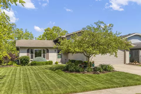 613 Poplar Ave, Romeoville, IL 60446