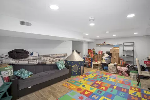 4522 Opal Dr, Hoffman Estates, IL 60192 photo 24