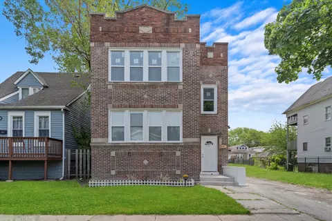 8837 S Wallace St, Chicago, IL 60620