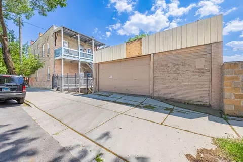 Undisclosed, Chicago, IL 60608 photo 33