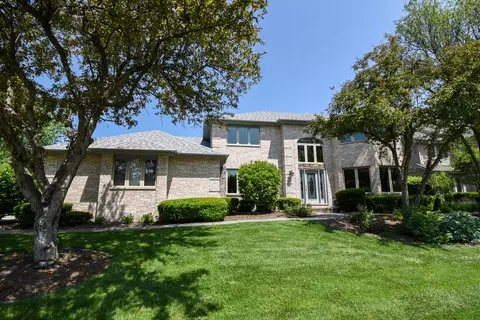 8630 Beverly Ln, Orland Park, IL 60462
