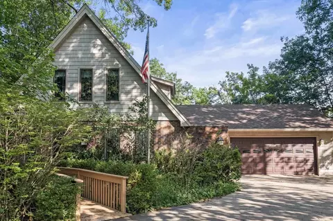 38901 N Gilbert Ave, Beach Park, IL 60099