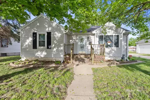 750 N Kennedy Dr, Kankakee, IL 60901