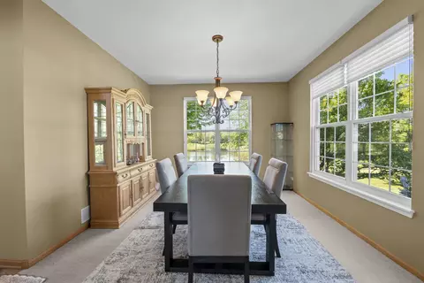 1365 Mulberry Ln, Cary, IL 60013 photo 11