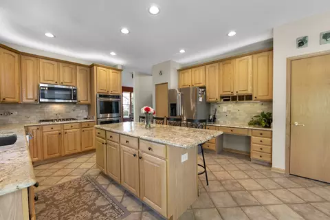 1365 Mulberry Ln, Cary, IL 60013 photo 14