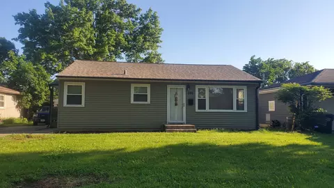 Undisclosed, South Elgin, IL 60177