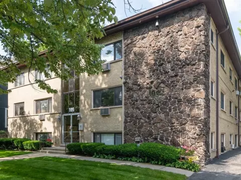 109 S Elmwood Ave #19, Oak Park, IL 60302