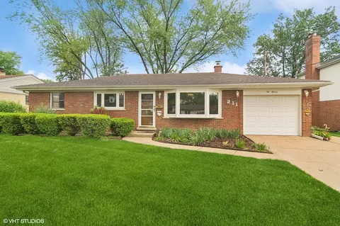 211 S Bobby Ln, Mount Prospect, IL 60056