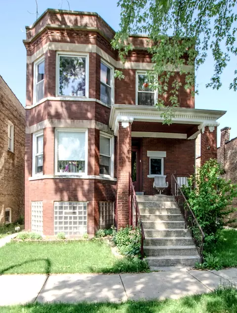 1318 S 59th Ave, Cicero, IL 60804
