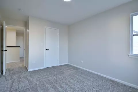 482 Gray Ave, Elburn, IL 60119 photo 35