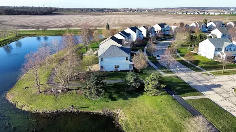 482 Gray Ave, Elburn, IL 60119 photo 49