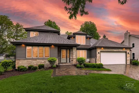3507 Tussell St, Naperville, IL 60564