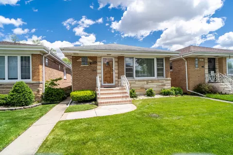 4049 N Olcott Ave, Norridge, IL 60706