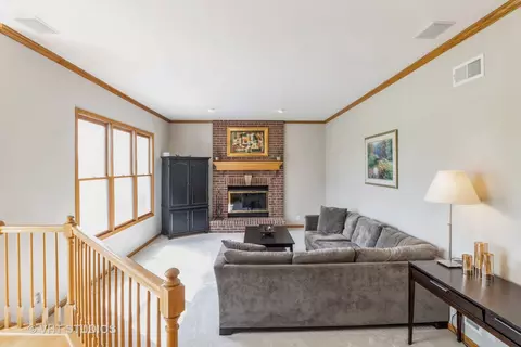 1951 Tunbridge Ct, Algonquin, IL 60102 photo 8