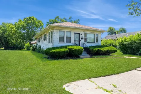 15327 Marshfield Ave, Harvey, IL 60426