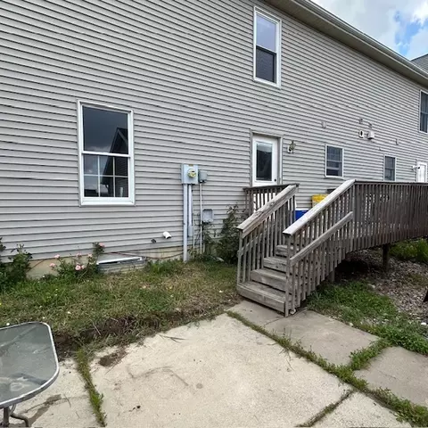 1119 E Shelbourne Dr, Normal, IL 61761 photo 2