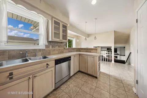 1912 Cumberland Dr, Plainfield, IL 60586 photo 9