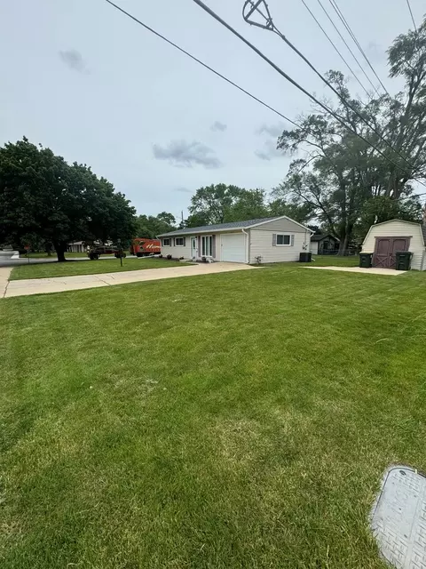 106 Circle Dr E, Montgomery, IL 60538 photo 15