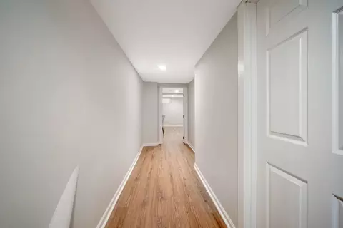 Entry Way - 943 S 7th Ave, Kankakee, IL 60901 photo 2 of 2
