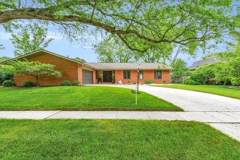 2209 Galen Dr, Champaign, IL 61821