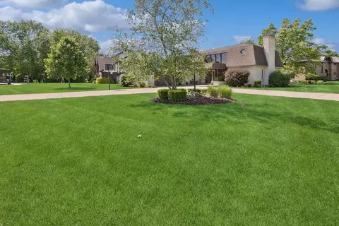 22 W650 Barbara Ct, Medinah, IL 60157