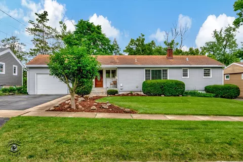 1220 59th St, Downers Grove, IL 60516