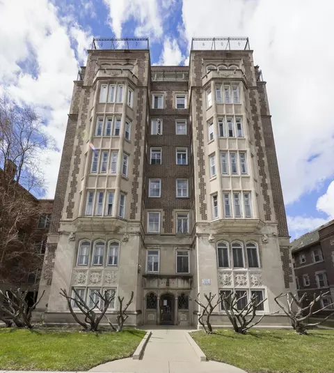 6922 S Jeffery Blvd #7N, Chicago, IL 60649
