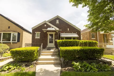 2837 N Mango Ave, Chicago, IL 60634