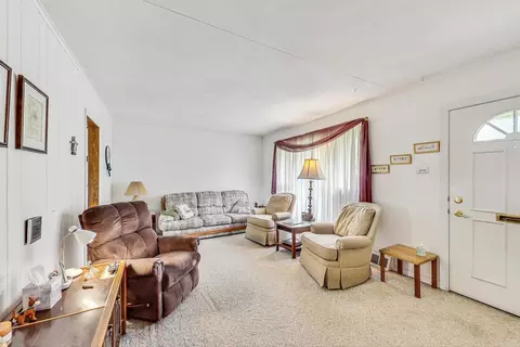 Other - 2124 Nimitz Dr, Des Plaines, IL 60018 photo 1 of 15