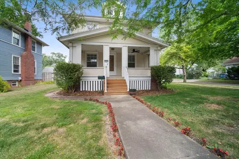 920 S Fell Ave, Normal, IL 61761